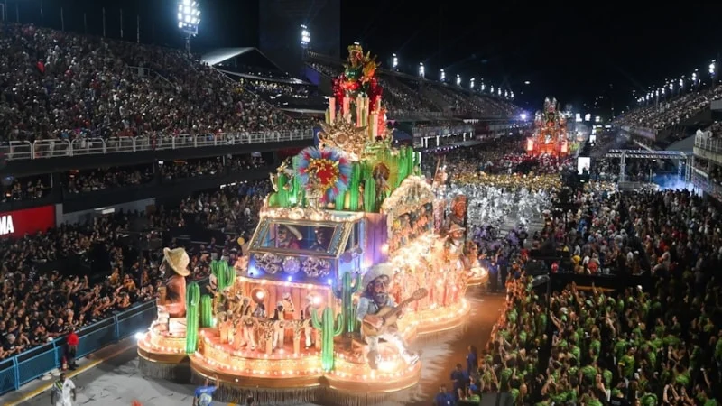 Braziliya, Rio Karnavalı, Rio-de-Janeyro, Sambadrom, samba məktəbləri, samba yürüşü, karnaval xəbərləri, Rio festivalı, Braziliya turizmi, Lavagem de Sapucai, Afro-braziliyalılar, samba rəqsi, Rio tədbirləri, dünya karnavalları, Braziliyada festival, Rio-da karnaval 2026