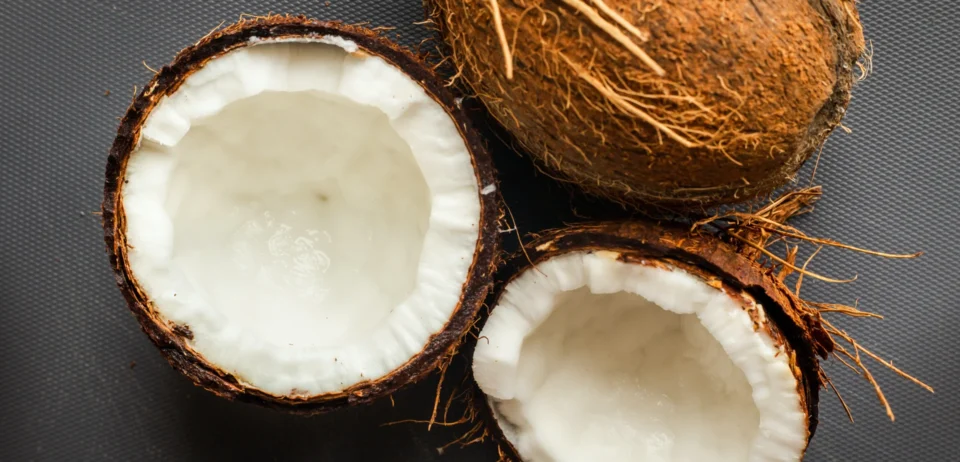 Vyetnam çimərlik qiymətləri, Nha Trang kokos, Phan Thiet turizm xəbəri, Mui Ne istirahət, soyuq kokos əlavə ödəniş, Vyetnam kurortları, turist aldadılması, Asiya turizm xəbərləri.