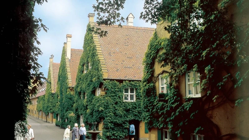 Almaniya, Fuggerei, ən ucuz kirayə, sosial mənzil, Auqsburq, Yakob Fugger, illik kirayə, xeyriyyə fondu, Avropa, maraqlı fakt