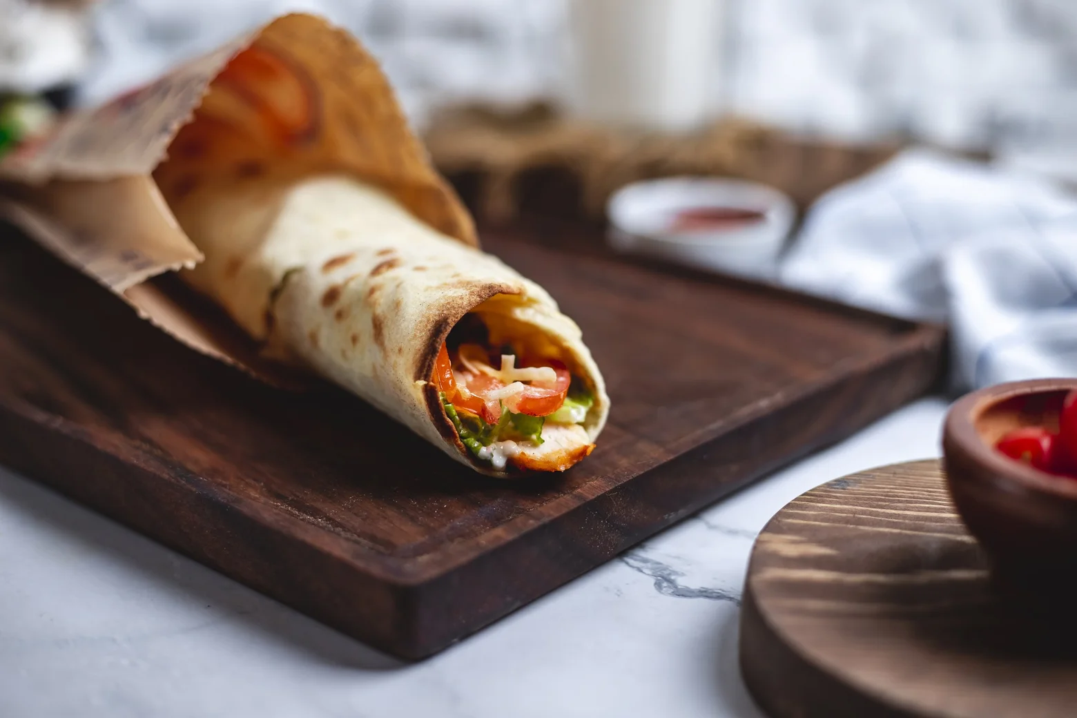 şaurma, sağlam şaurma, evdə şaurma, şaurma resepti, sağlam qidalanma, fast food, toyuqlu şaurma, gündəlik qidalanma