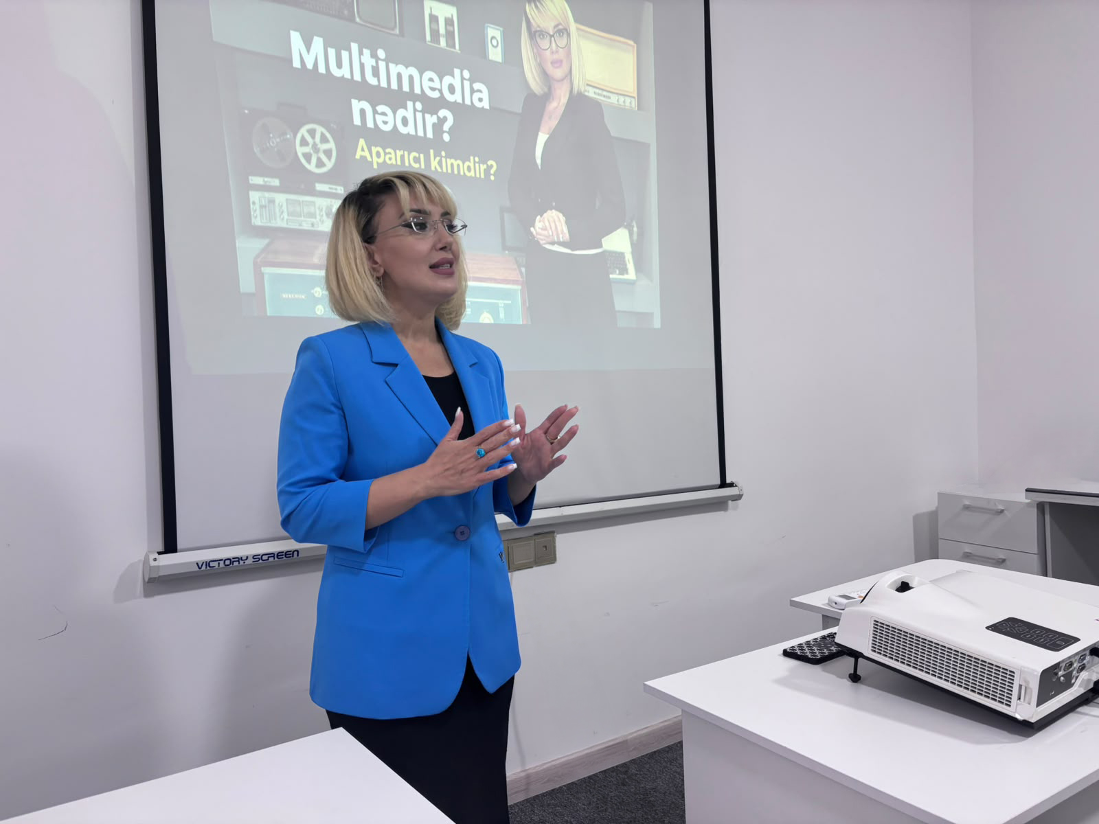 Media Tədris Mərkəzi, multimedia təlimi, aparıcılıq sənəti, Günel Gözəlova, media təhsili, jurnalistika təlimi, gənc jurnalistlər, peşəkar media bacarıqları