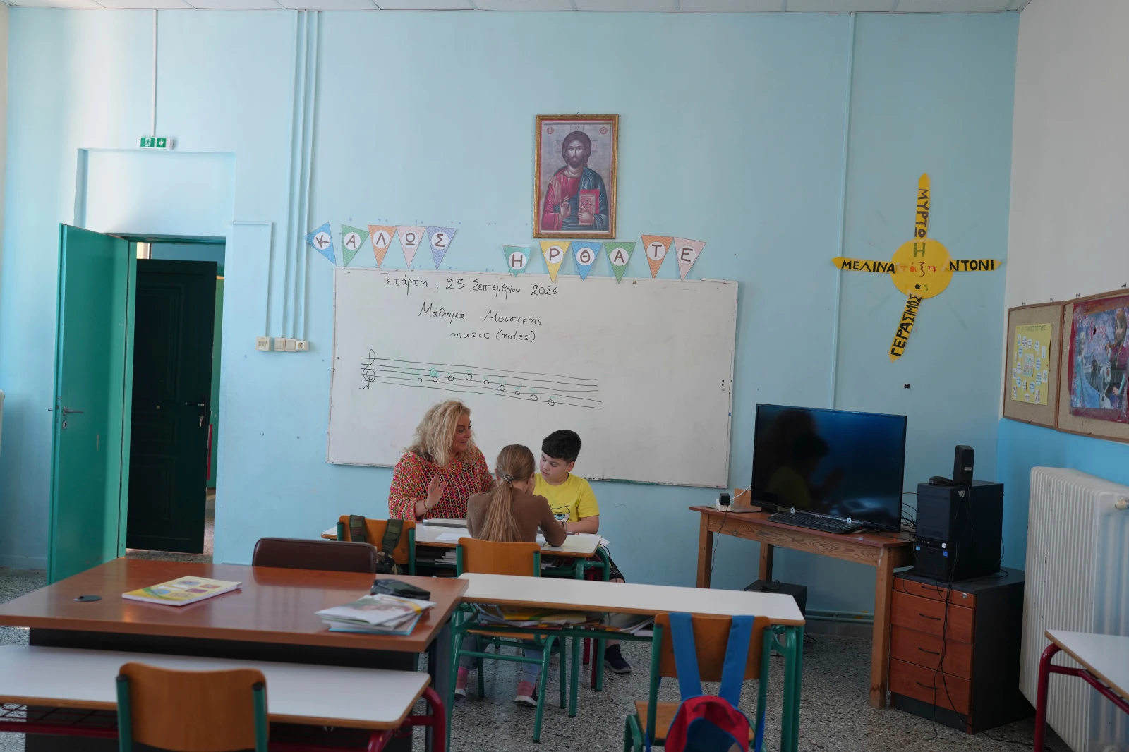 Yunanıstan, Kalamos adası, məktəb, şagird çatışmazlığı, əhali azalması, doğum səviyyəsi, gənclərin köçü, Avropa демoqrafiyası